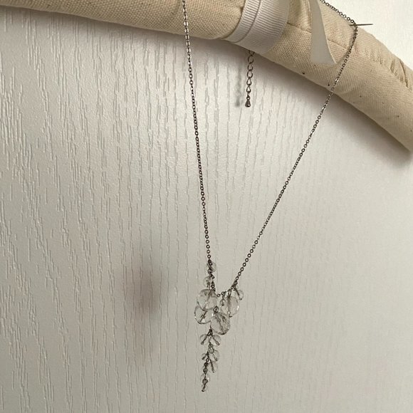 Vintage Silver Tone Necklace with Clear Transparent Beads - Picture 5 of 9